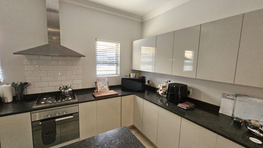 3 Bedroom Property for Sale in Melodie North West